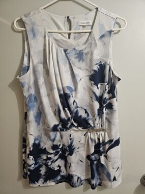 Calvin Klein Navy and White Floral Twist-Front Sleeveless Top